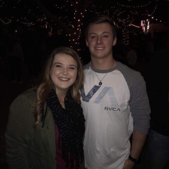 Meet your Posher, Grant - Picture 1 of 1