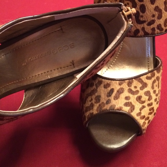 🌷Hot Hot Platform Heels🌷 - Picture 4 of 4