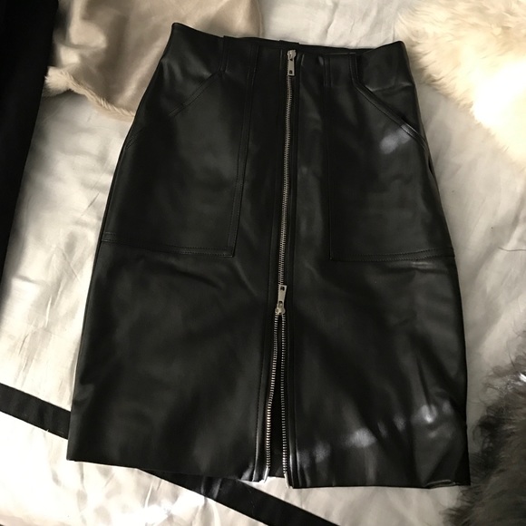 Faux leather Skirt
