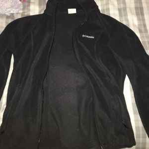 black rarely worn columbia jacket