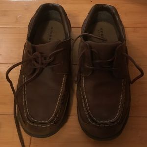 Boys size 3 Sperry shoes