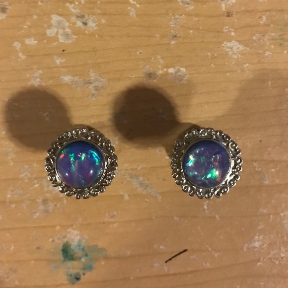 Silver & blue plugs