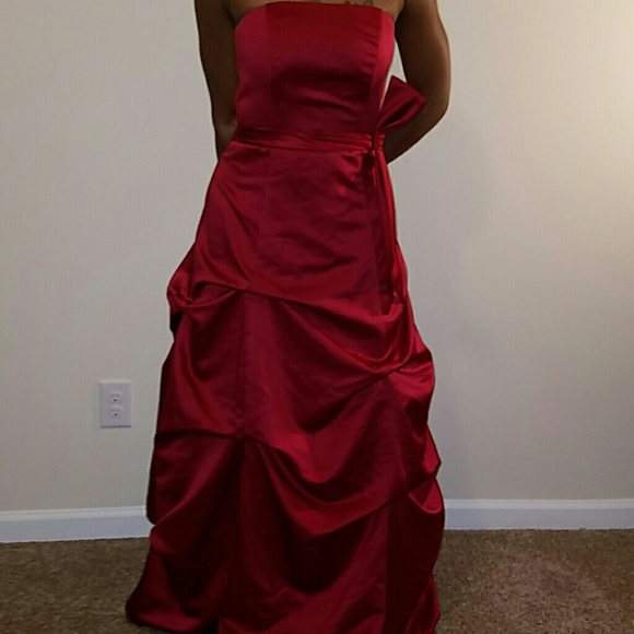 Red wine bridesmaid dress