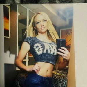 Meet your Posher, Ashley