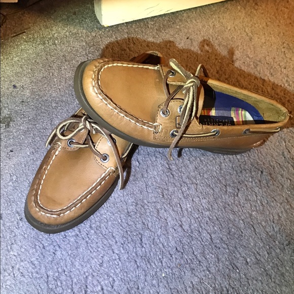 Sperrys - Picture 2 of 4