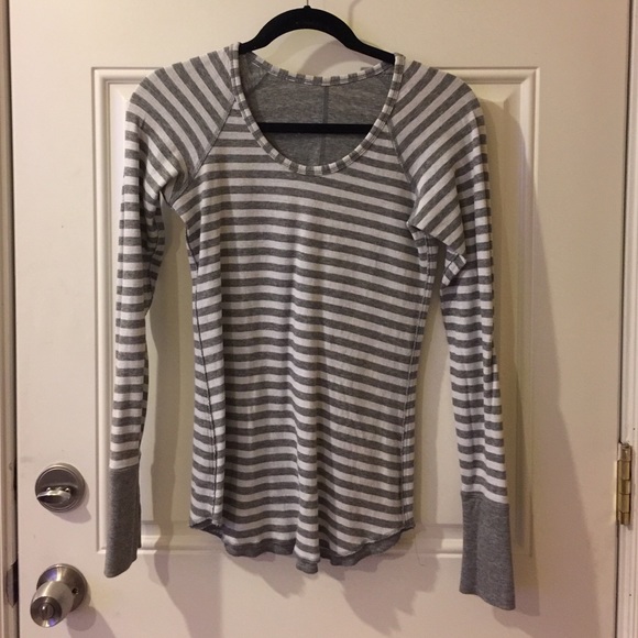 lululemon happy heart long sleeve.