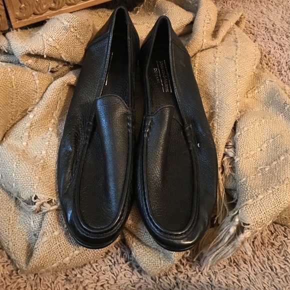 Men's Shoes by JOHNSTON & MURPHY made in Italy