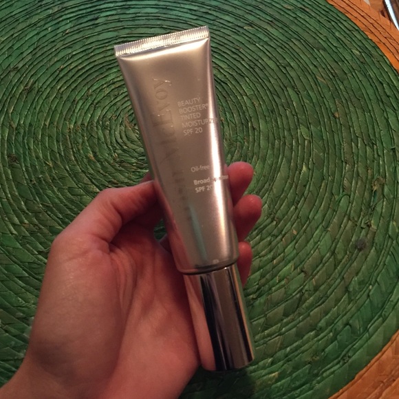 Trish McEvoy Tinted Moisturizer