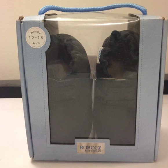 Brand new black Robeez crib shoes. Size 12-18