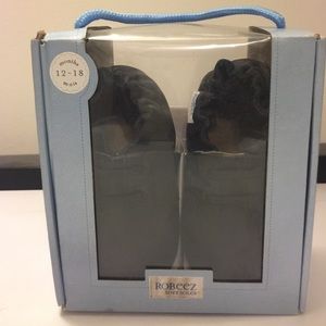 Brand new black Robeez crib shoes. Size 12-18