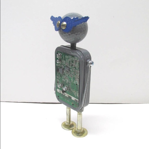 Found Objects Robot Sculpture - image 3