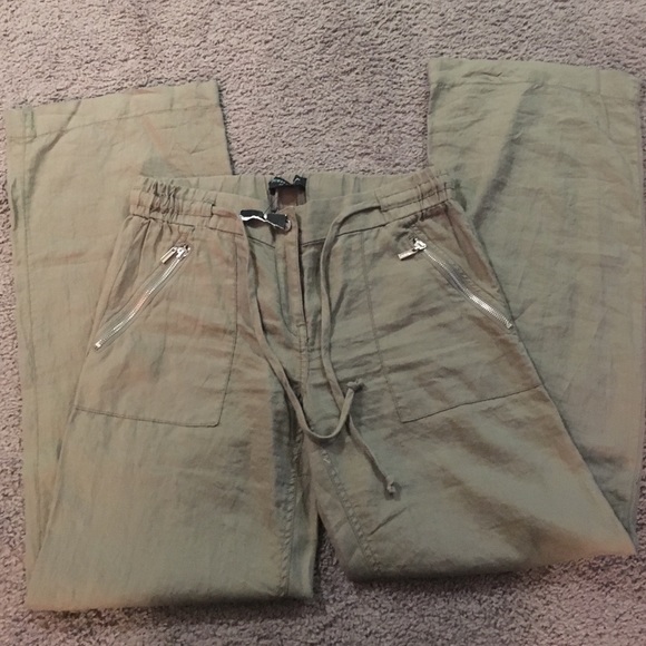 Guess by Marciano Olive colored linen pants!