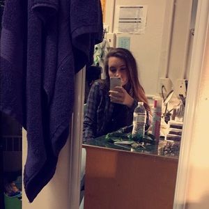 Meet your Posher, Holly