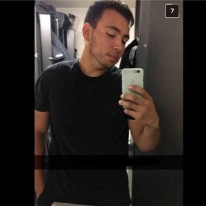 Meet your Posher, Alex