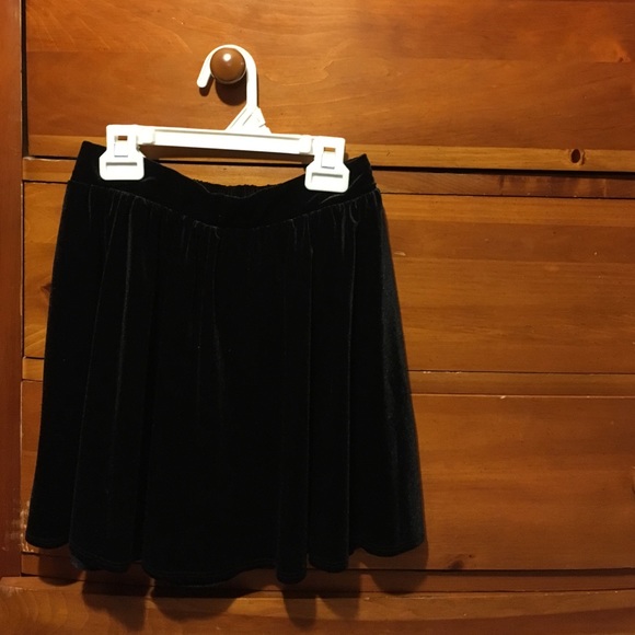Velvet skirt
