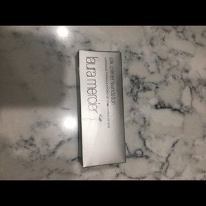 Laura Mercier Silk Creme Foundation Bamboo Beige