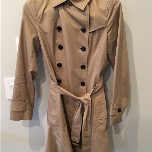 Banana Republic Trench Coat Size Small