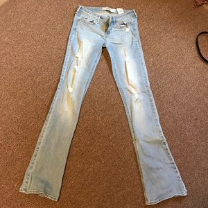 Hollister jeans Barely worn, great condition