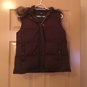 Brown puffer vest with detachable fur hood