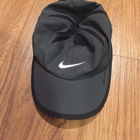 Women's Nike hat
