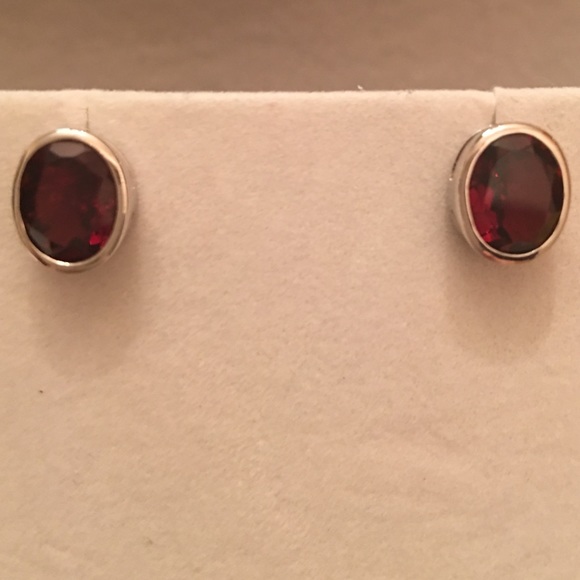 Stud Earrings - Picture 2 of 4