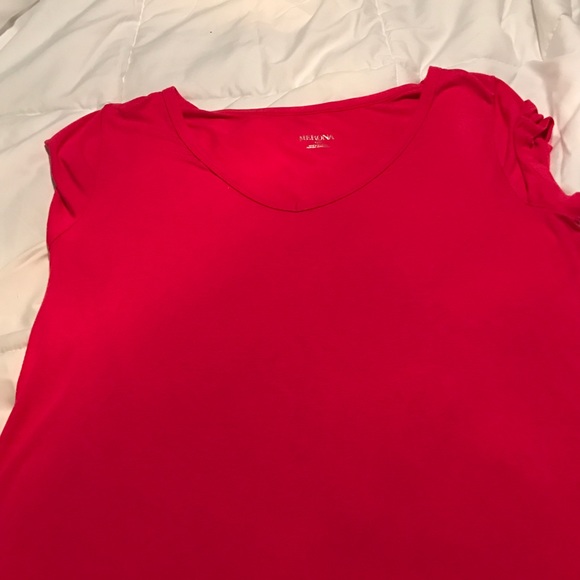 V neck tee!