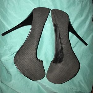 Snake skin patterned heels