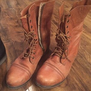 Brown Steve Madden troopa combat boots