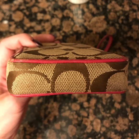 Authentic coach wristlet, great price! - Picture 3 of 4