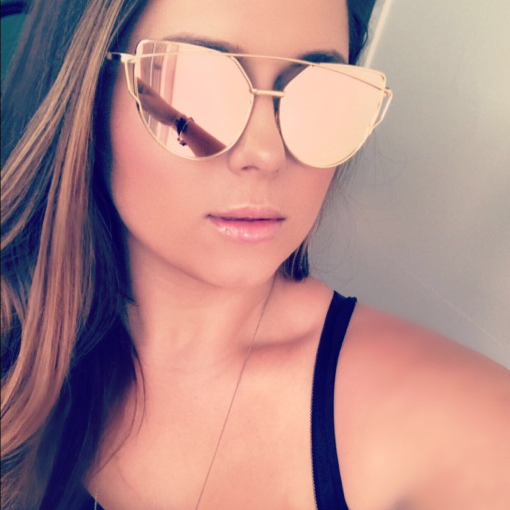 Rose Gold Mirrored Sunglasses