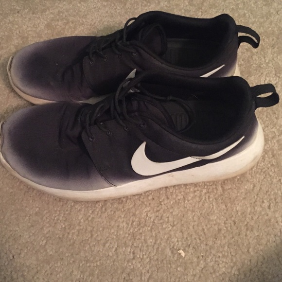 Ombré Nike roshe runs