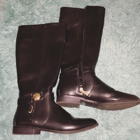 Classic black Tommy Hilfiger riding boots!
