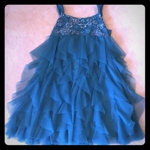 Girls dress