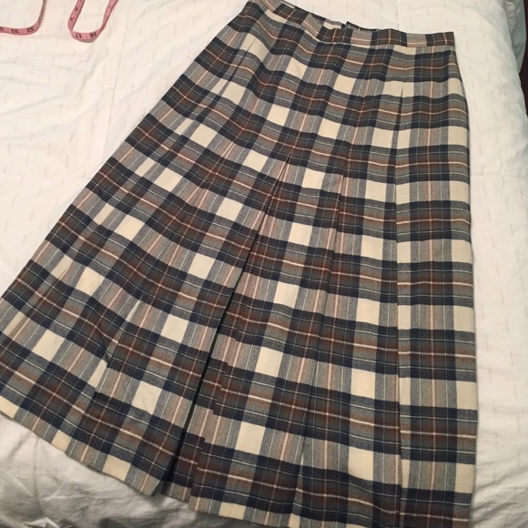 Vintage wool skirt✨