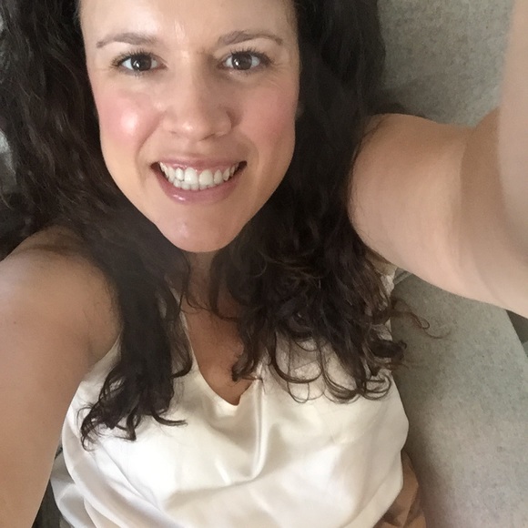 Meet your Posher, Hayley - Picture 4 of 4