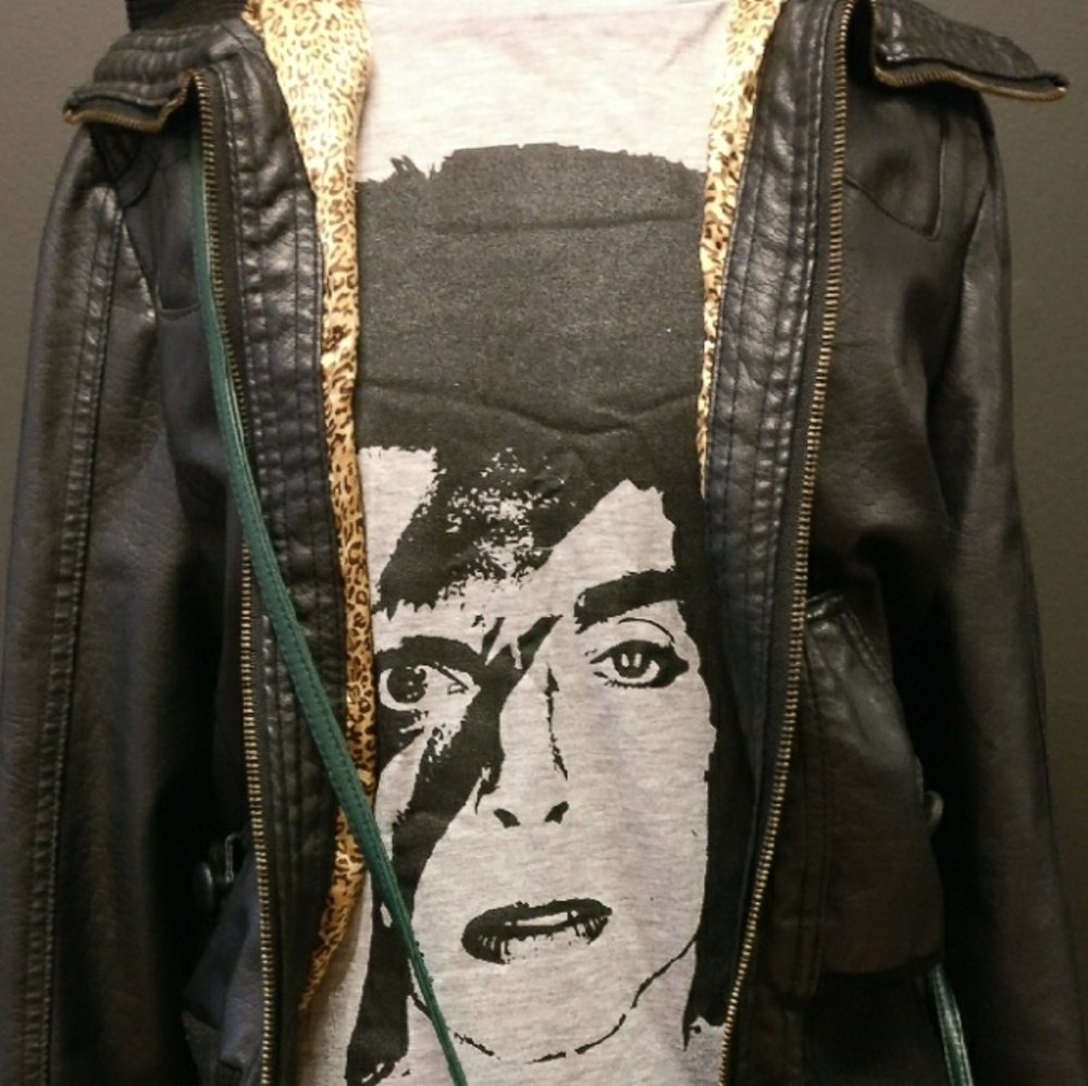 Unisex "Pop Fusion" 1/2 Prince 1/2 David Bowie Tee - Picture 2 of 4