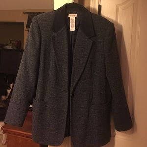Navy tweed White Stag blazer
