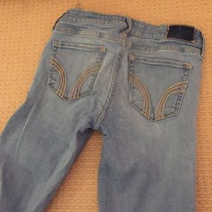 Hollister light wash jeans lightly used