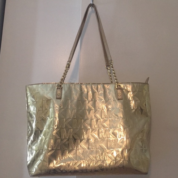 Michael Kors purse