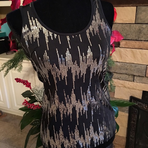 Wet Seal beautiful tank top🎄 bling, bling🎄 - Picture 1 of 4