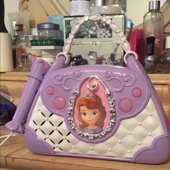 Princess Sophia sing along