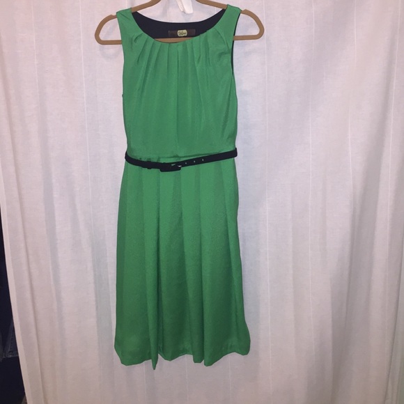 Emerald green Eva Franco belted dress size 4