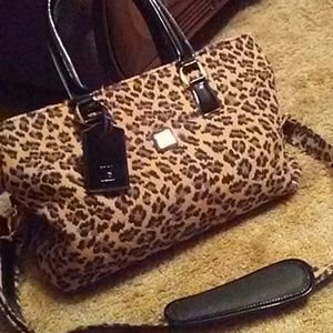 DIANE VON FURSTENBERG..travel bag!