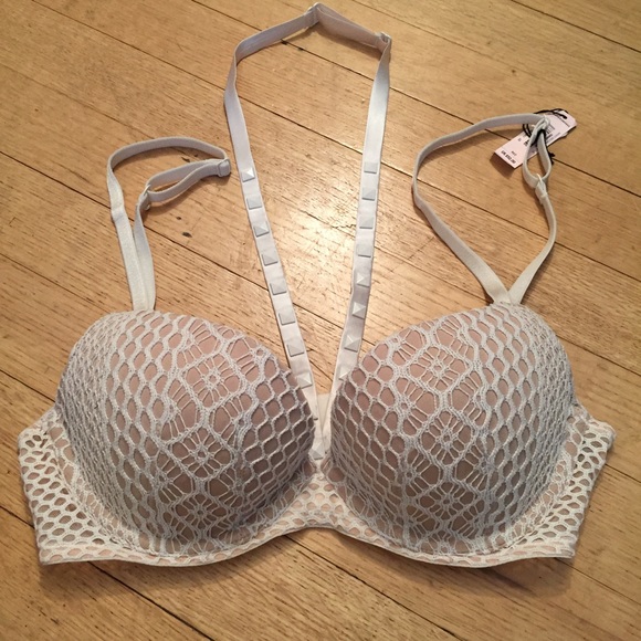 VS After Dark Lace Plunge Halter Thong Set! - Picture 3 of 8