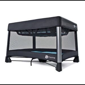 4Moms Breeze Play Yard