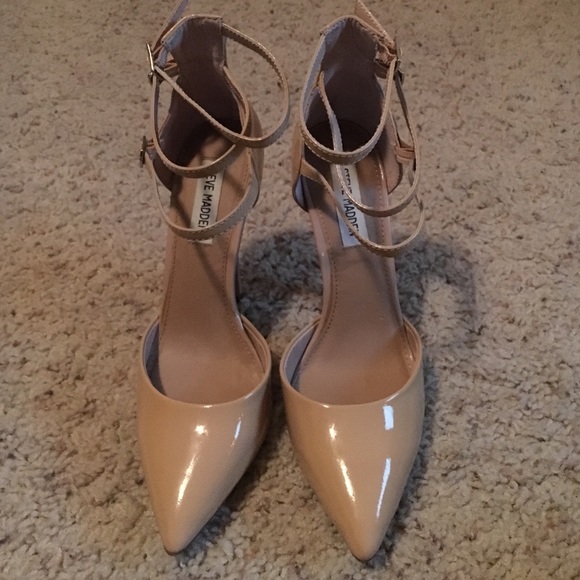 Steve Madden - Doubtit Triple Ankle Strap Heel