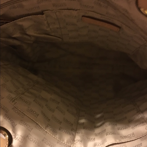 Michael Kors Purse - Picture 3 of 3