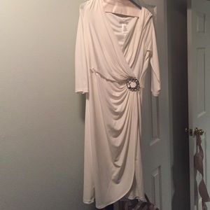 Off white cocktail dress. Worn once