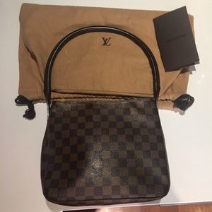 Louis Vuitton Looping Bag. Great condition