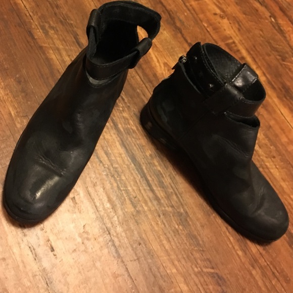 ‼️PRICE DROP‼️ Free People Booties